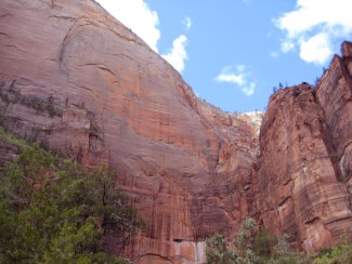 Escarpements rocheux